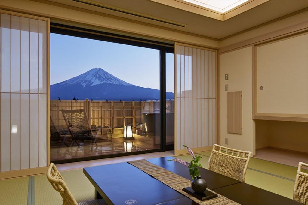 富士河口湖溫泉湖南莊酒店
