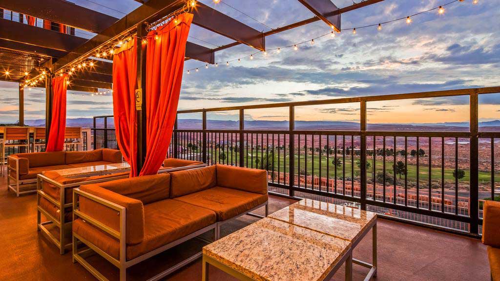 Best-Western-View-of-Lake-Powell-Hotel