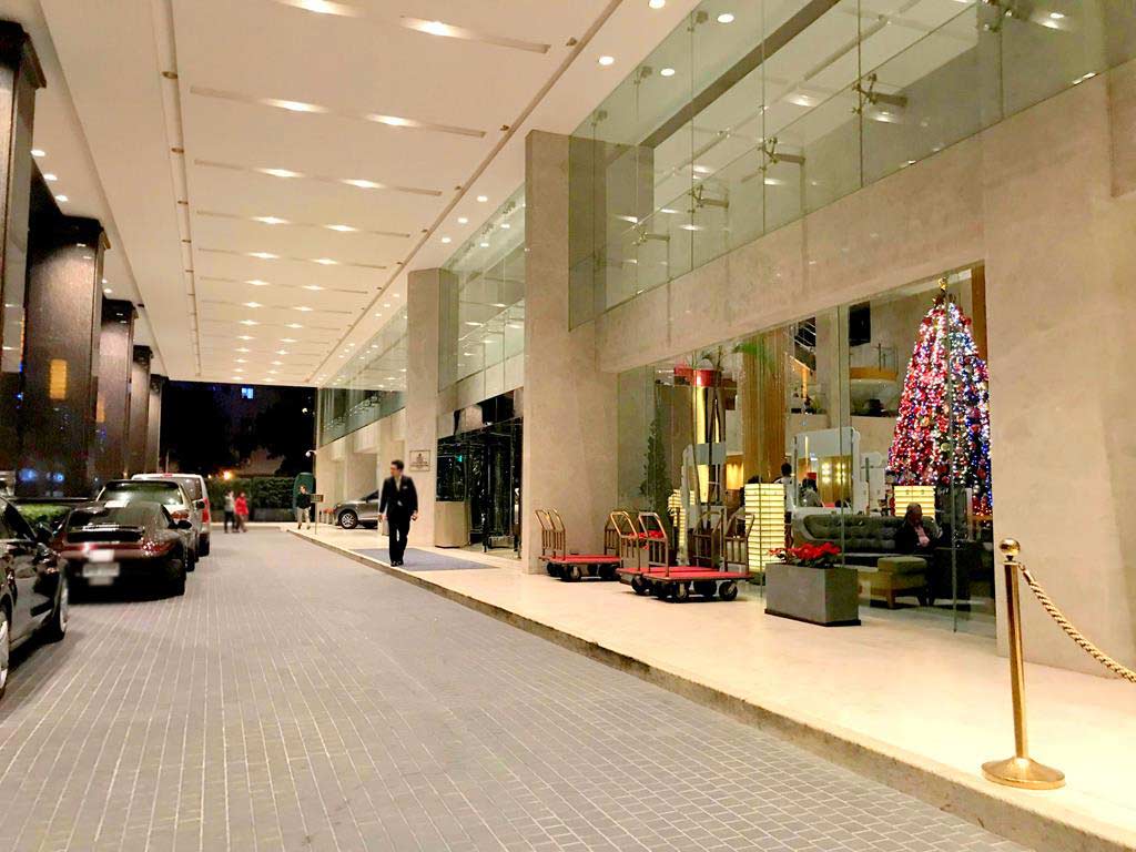 Lobby of Shangri-La's Far Eastern Plaza Hotel Tainan