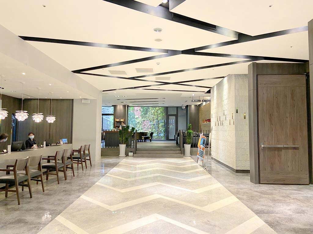 lobby of la vida hotel