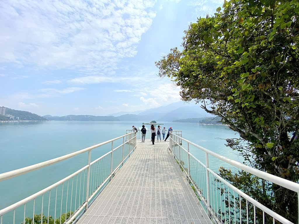 向山懸臂式觀景台