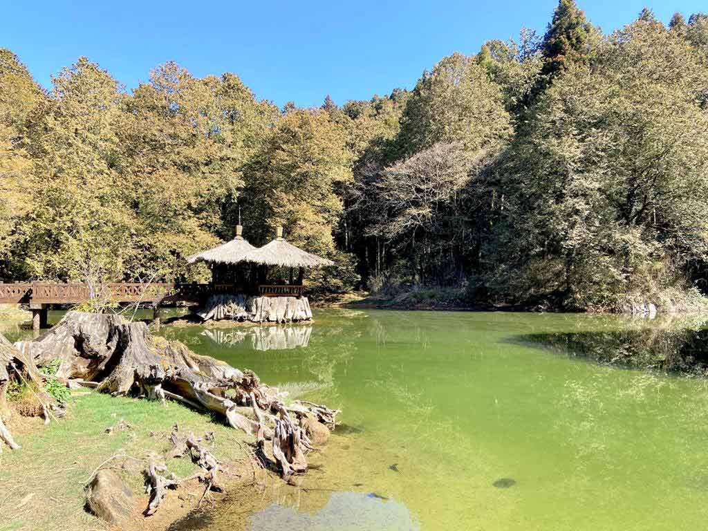 阿里山姊妹潭