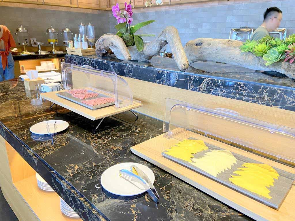 Breakfast-of-HOTEL-CHAM-CHAM-Taitung