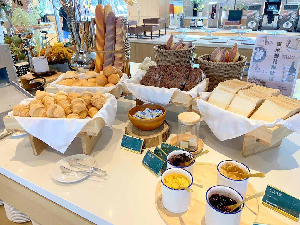Breakfast of Kindness-Day-hotel