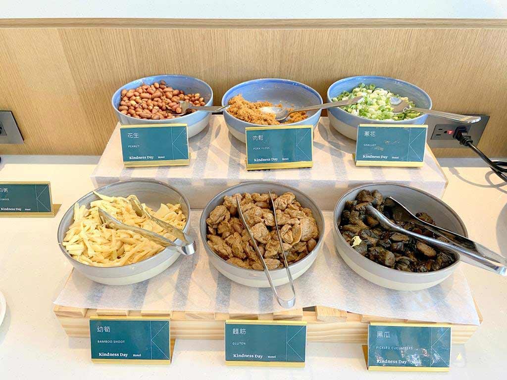 Breakfast of Kindness-Day-hotel