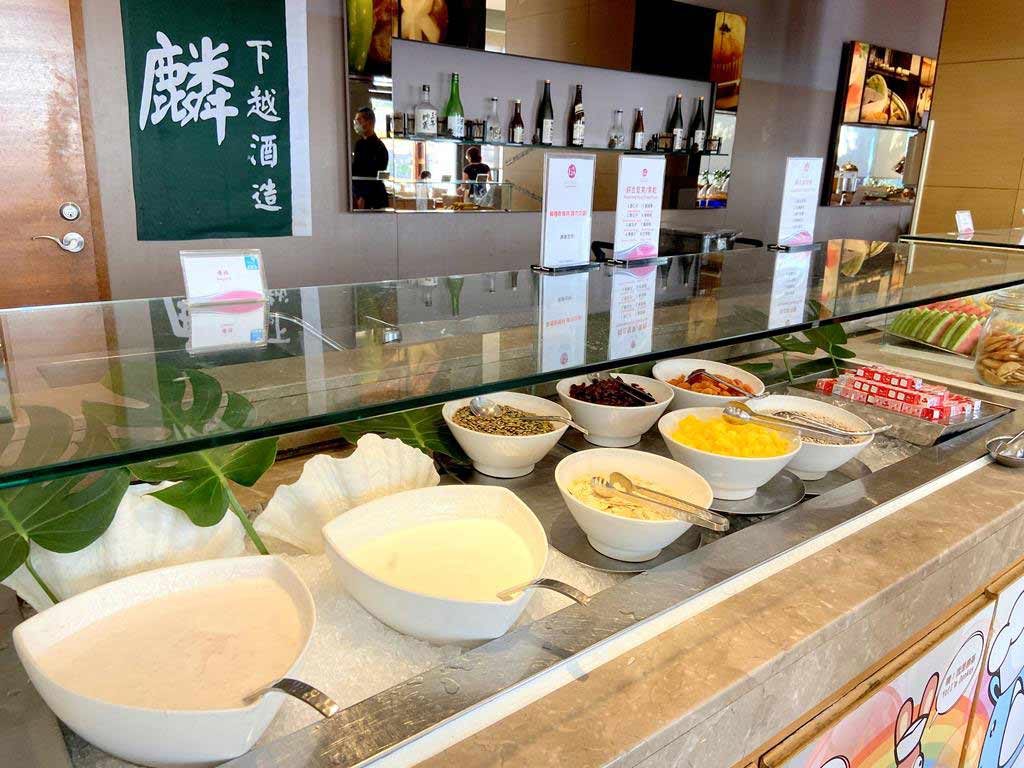 Breakfast of eda royal hotel