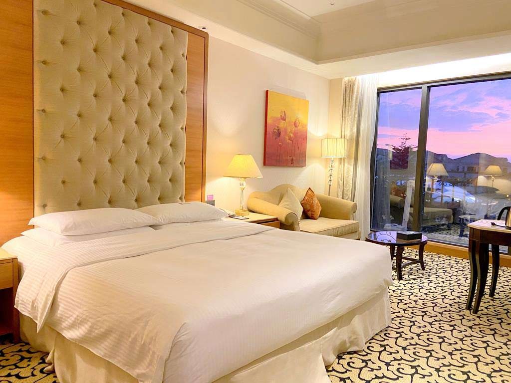 Room of eda royal hotel