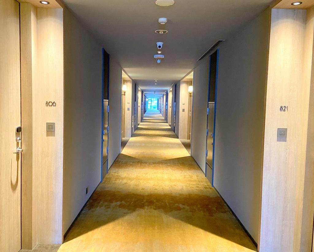 Room of Cozzi blu