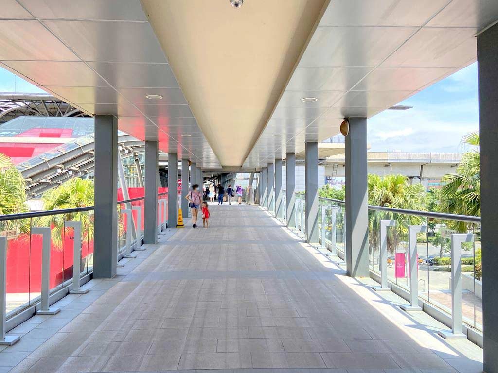 transport-to-gloria-outlets