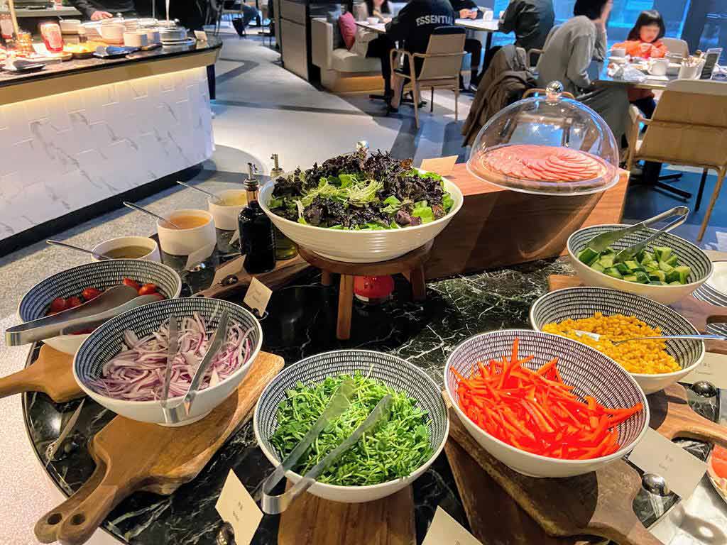 breakfast-of-hotel-indigo-taipei