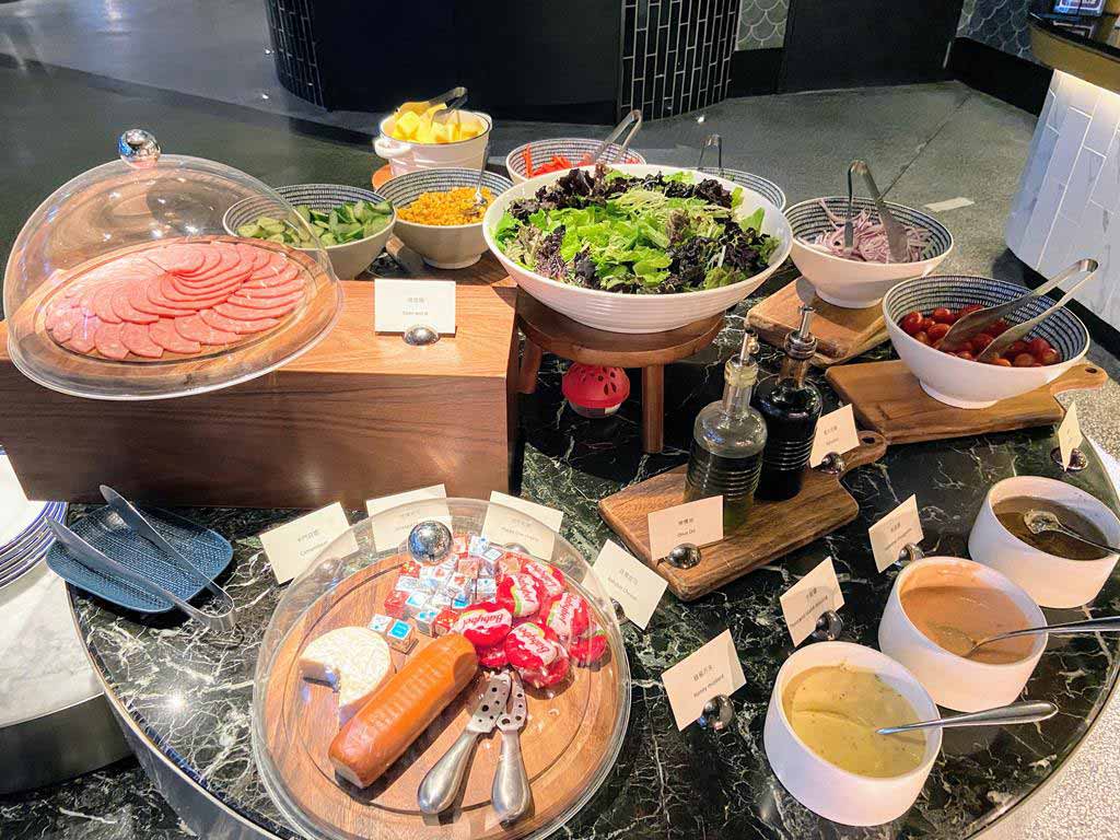 breakfast-of-hotel-indigo-taipei