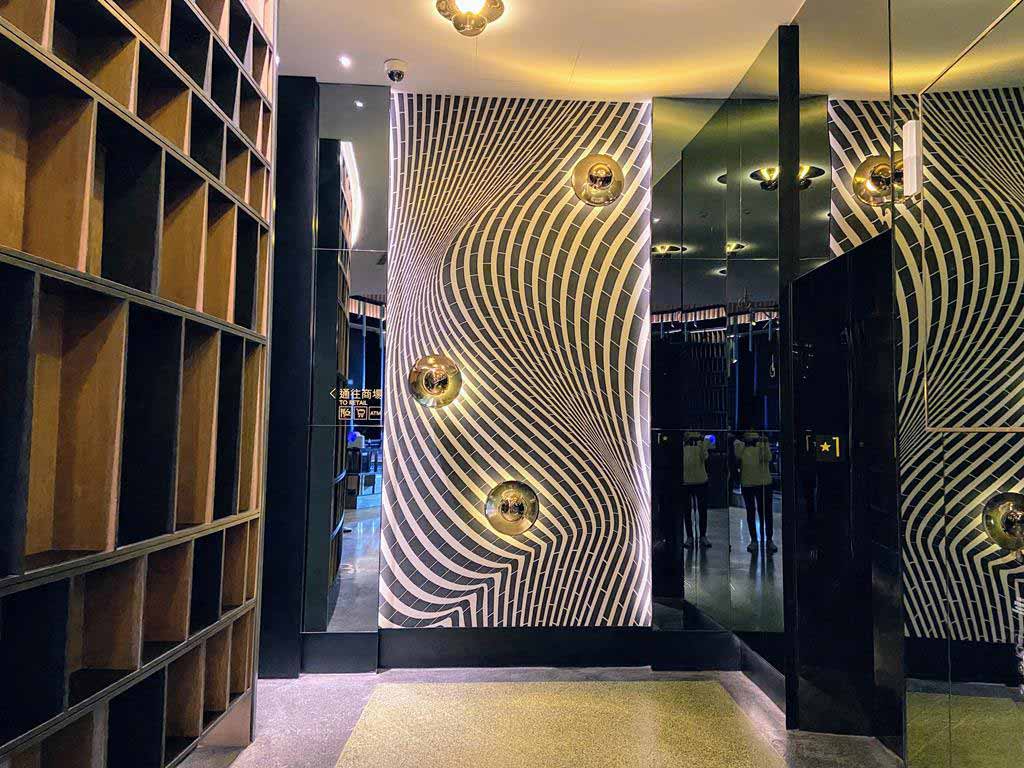 lobby-of-hotel-indigo-taipei