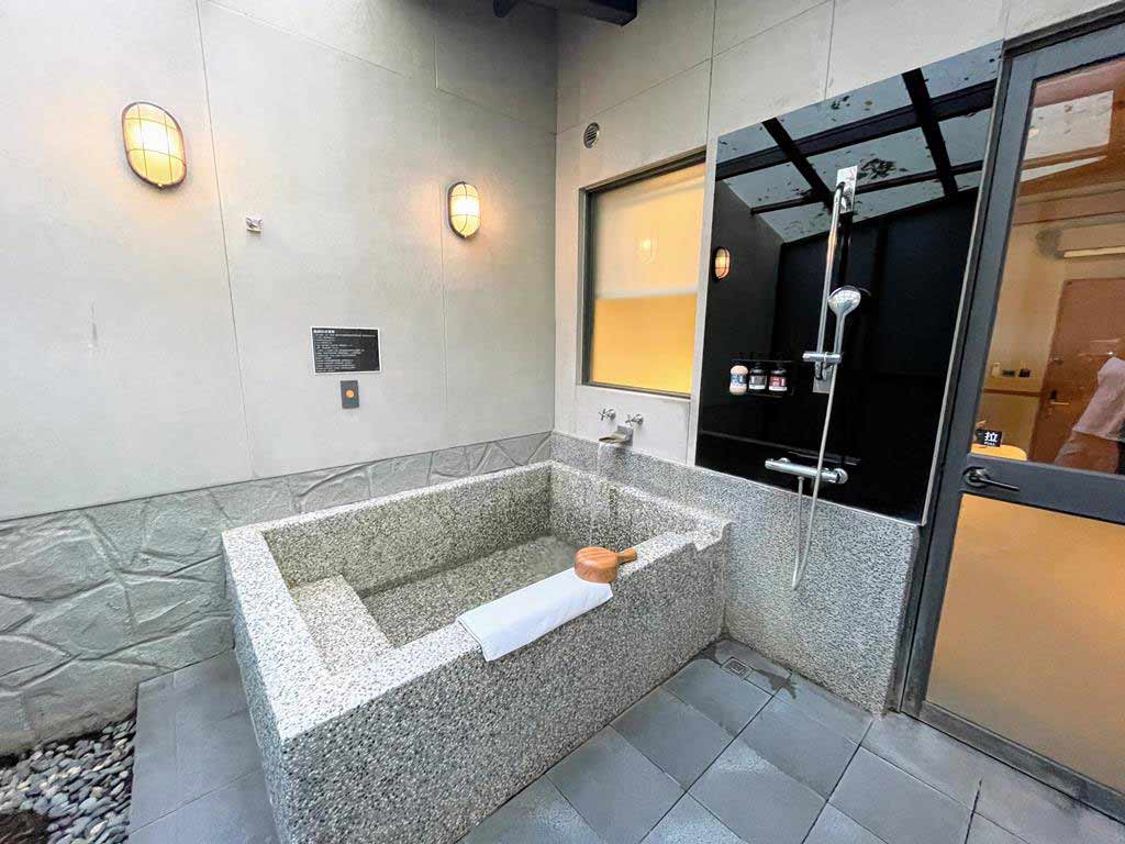 Room of Yunoyado Onsen Hotspring Hotel Deyang