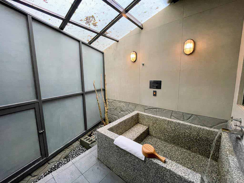Room of Yunoyado Onsen Hotspring Hotel Deyang