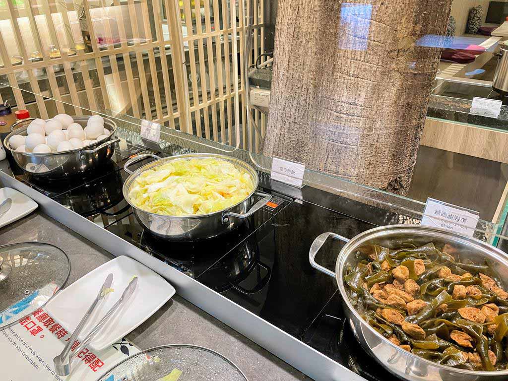 breakfast-of-Yunoyado-Onsen-Hotspring-Hotel-Deyang