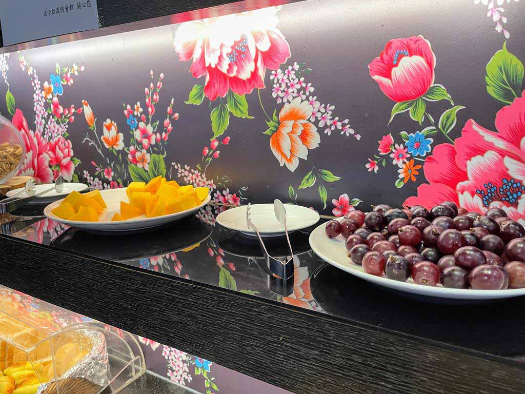 breakfast-of-yilan-pokara-resort