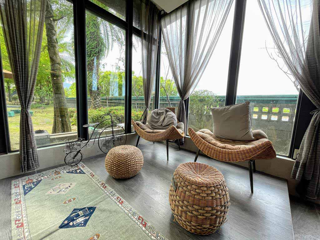 lobby-of-yilan-pokara-resort