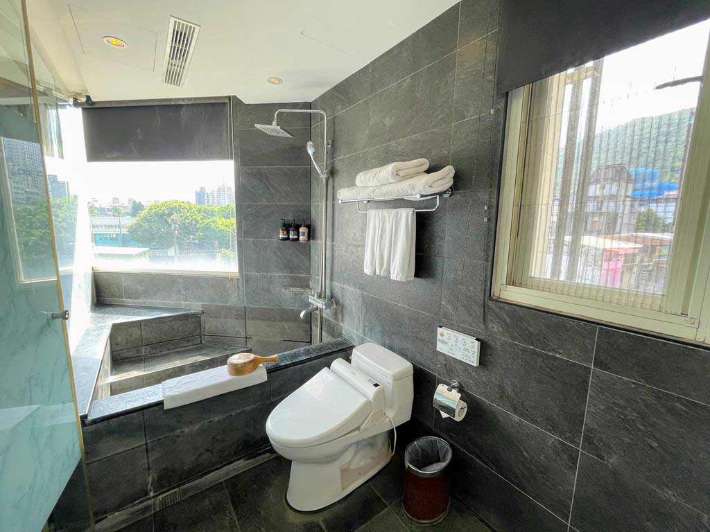 Room-of-yunoyado-onsen-hotspring-hotel-xinyi