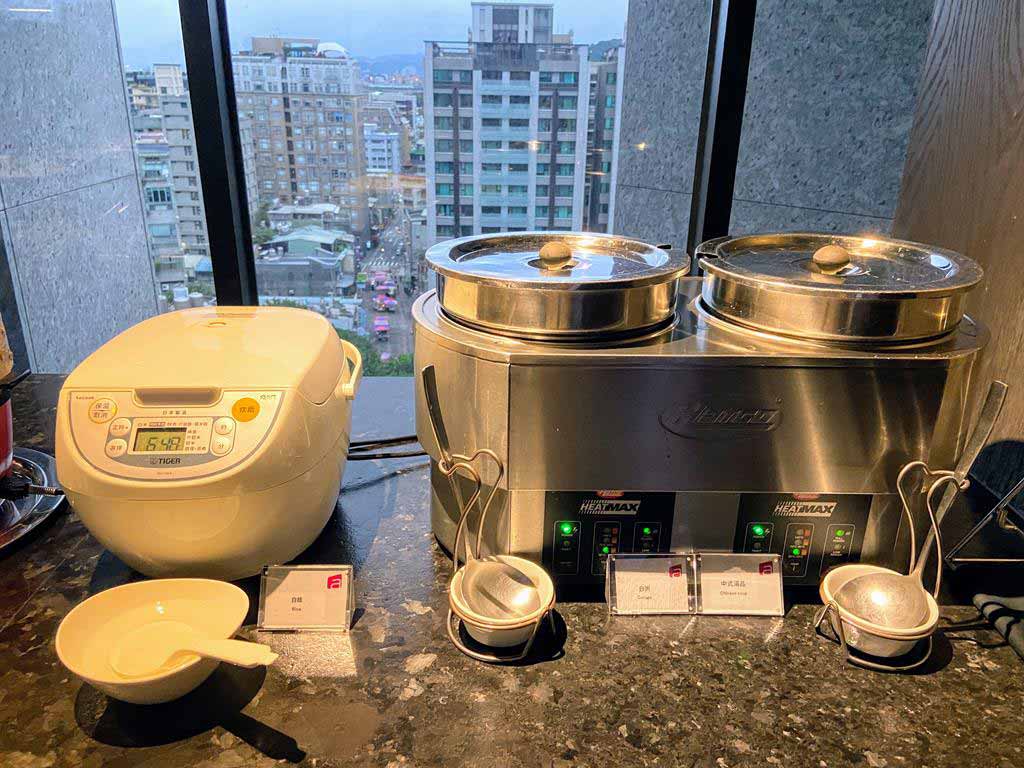 breakfast-of-Aloft-Taipei-Zhongshan