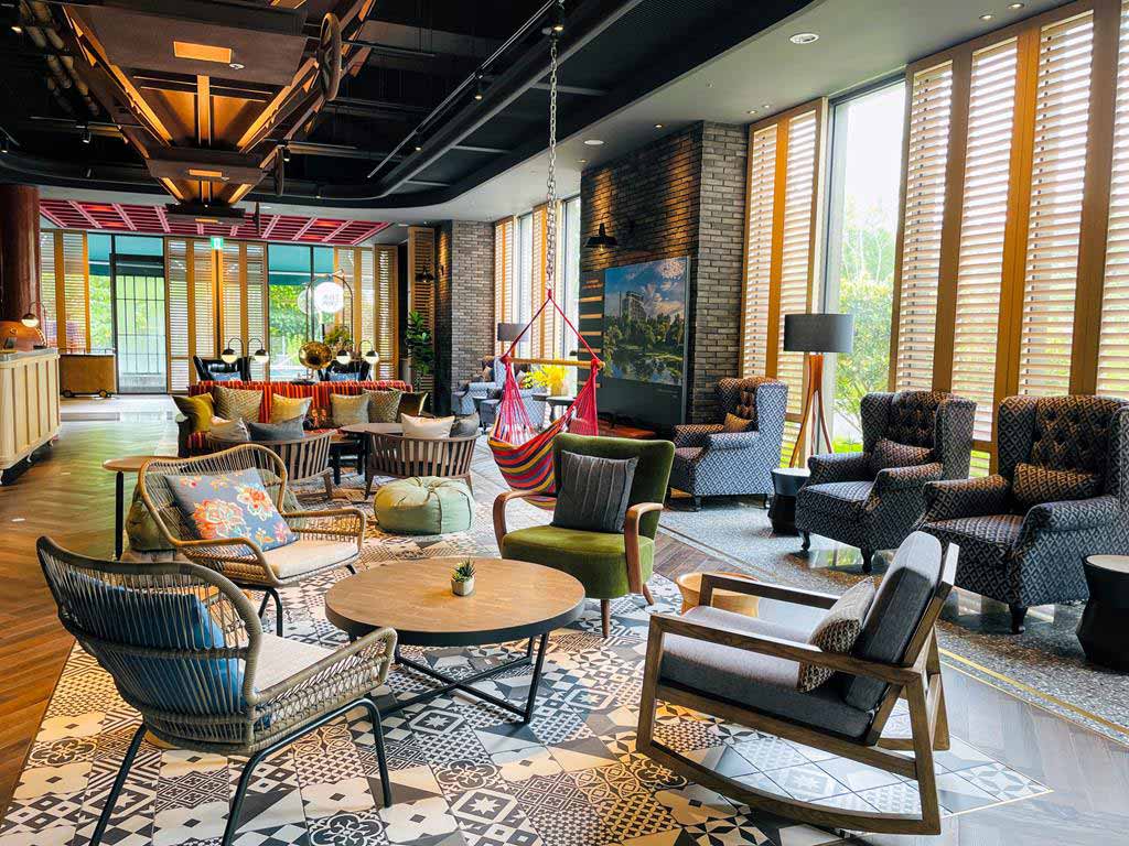 lobby-of-Just-Sleep-Tainan-Ten-Drum