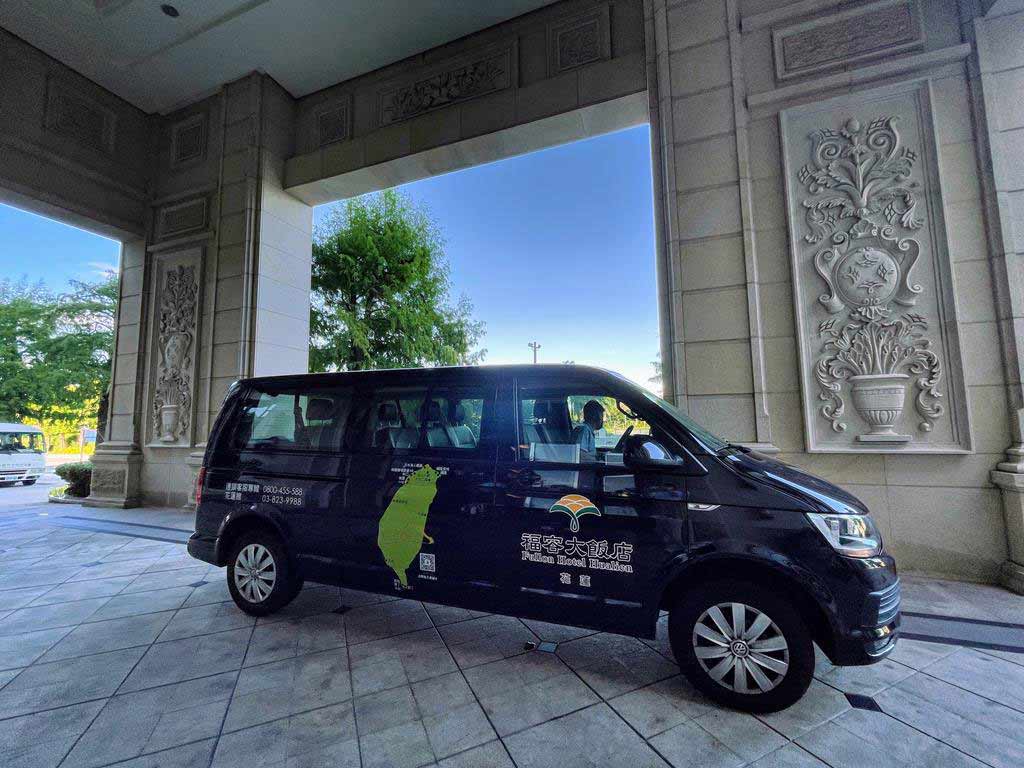 shuttle-bus-of-fullon-hotel-hualien
