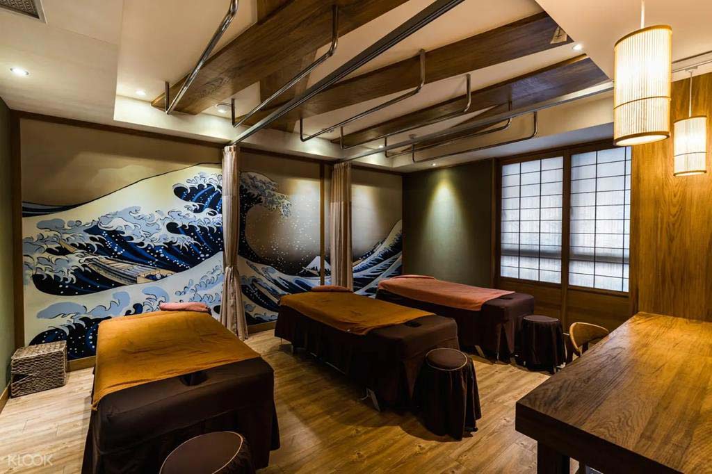 左腳右腳經典按摩會館