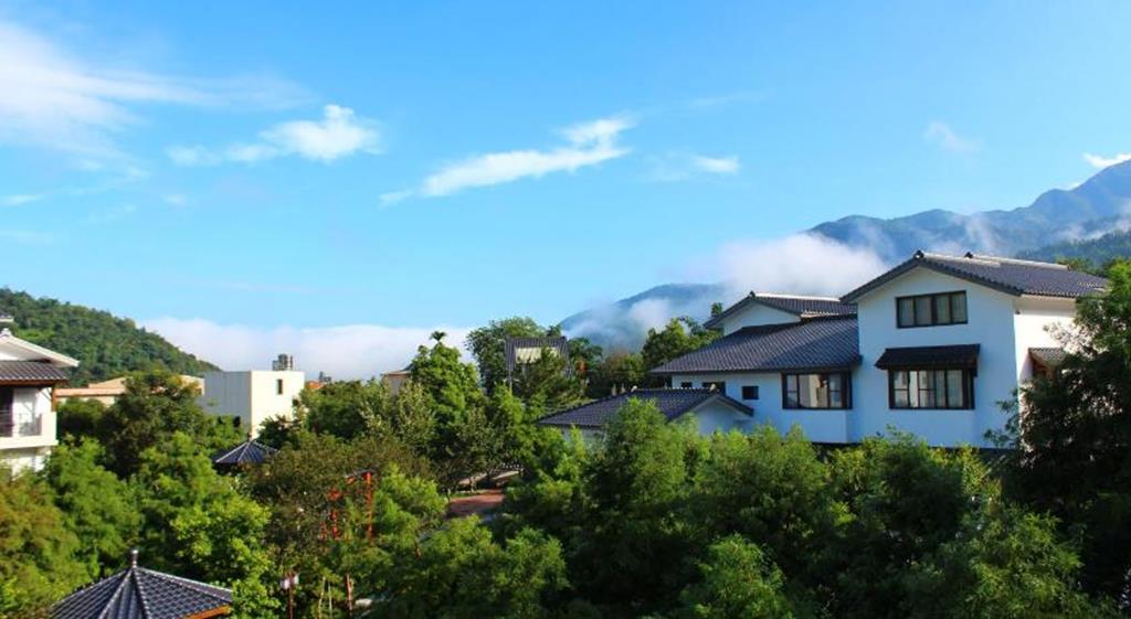 埔里夏都華蔓山林渡假會館