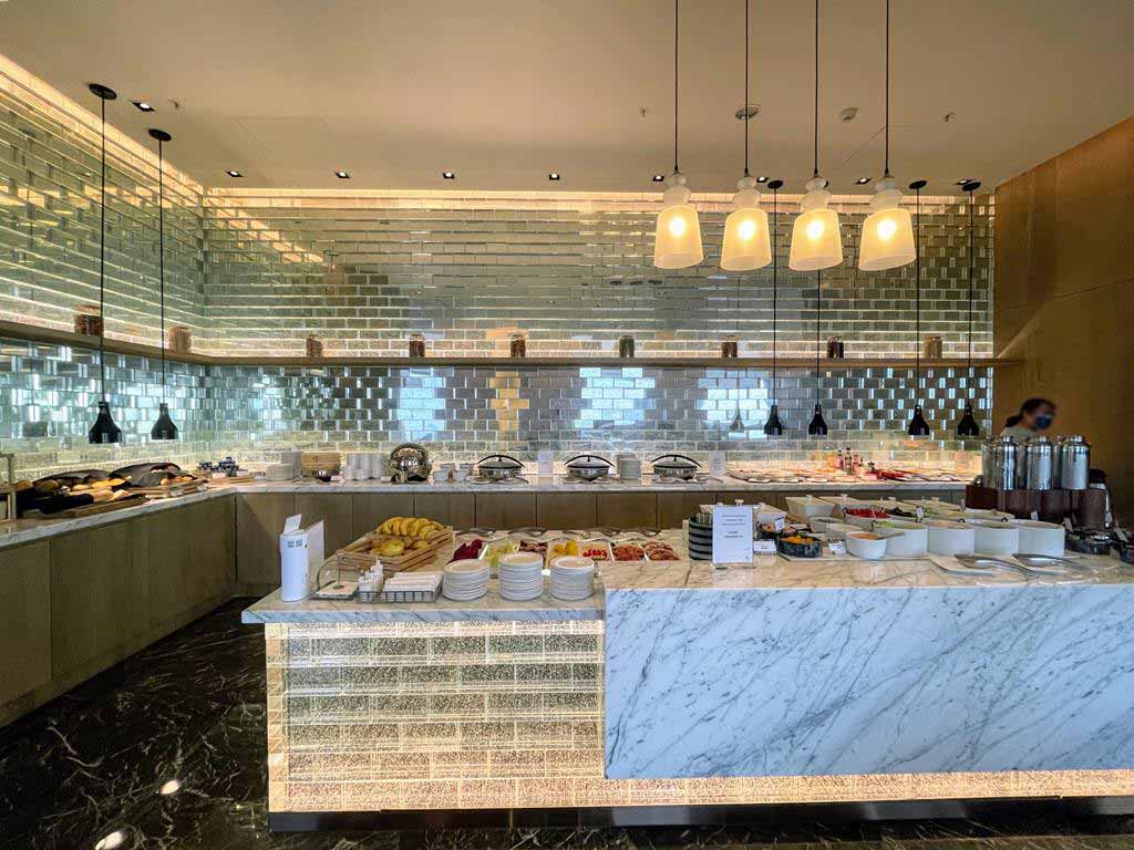 executive-lounge-breakfast--of-Kaohsiung-Marriott-Hotel