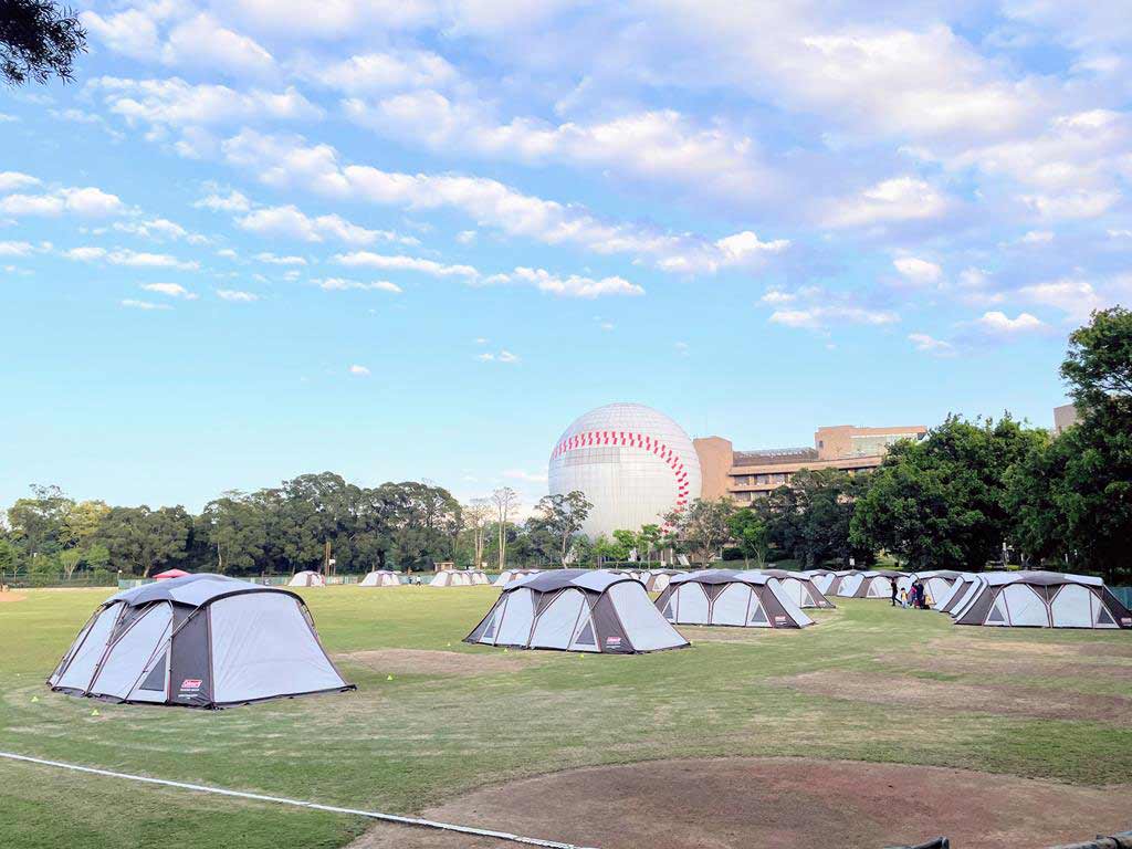 camping-in-Fame-Hall-Garden-Hotel
