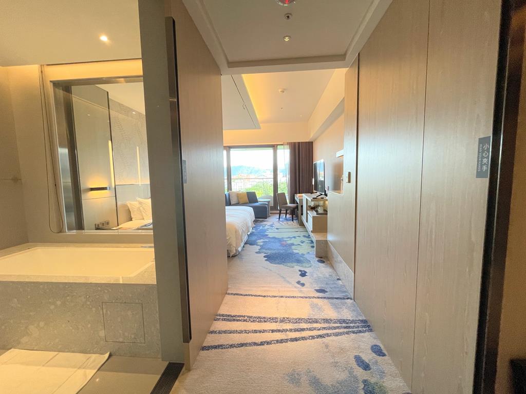 room-of-Fame-Hall-Garden-Hotel