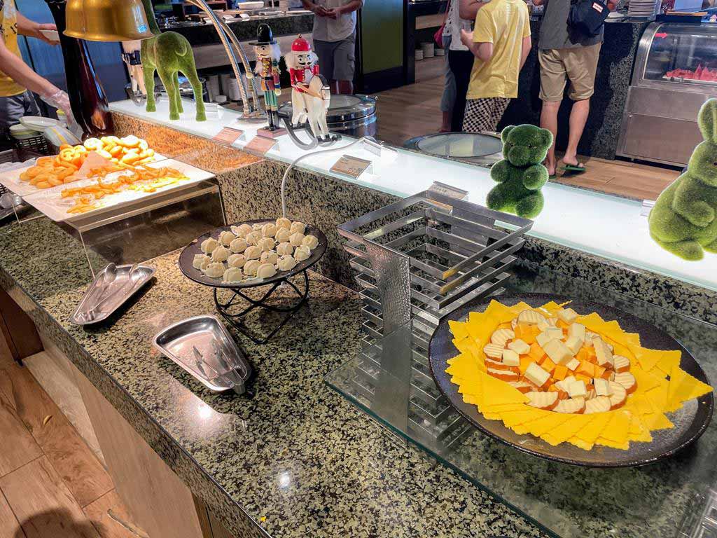breakfast-of-fullon-hotel-fulong