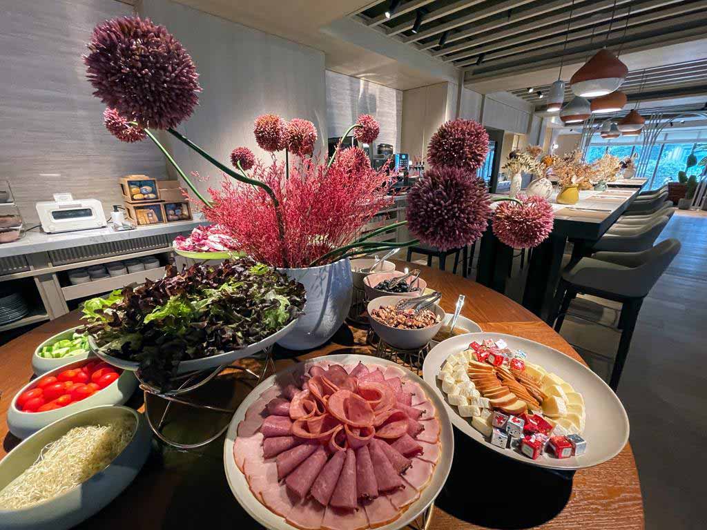 breakfast-of-Humble-Boutique-Hotel