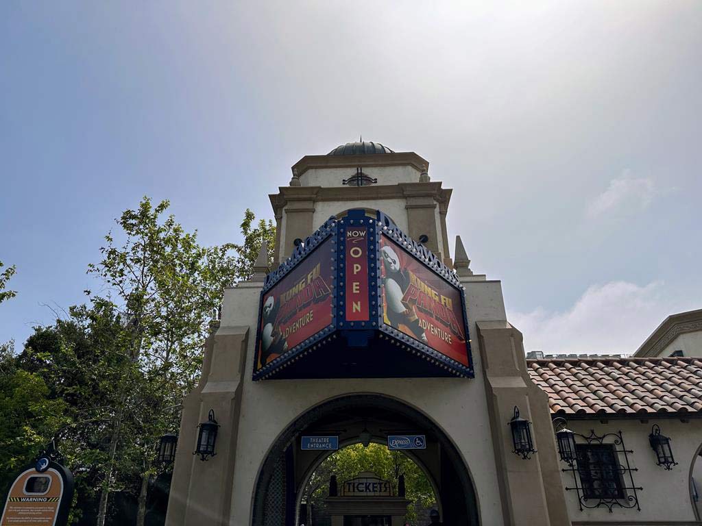 DreamWorks-Theatre-Featuring-Kung-Fu-Panda