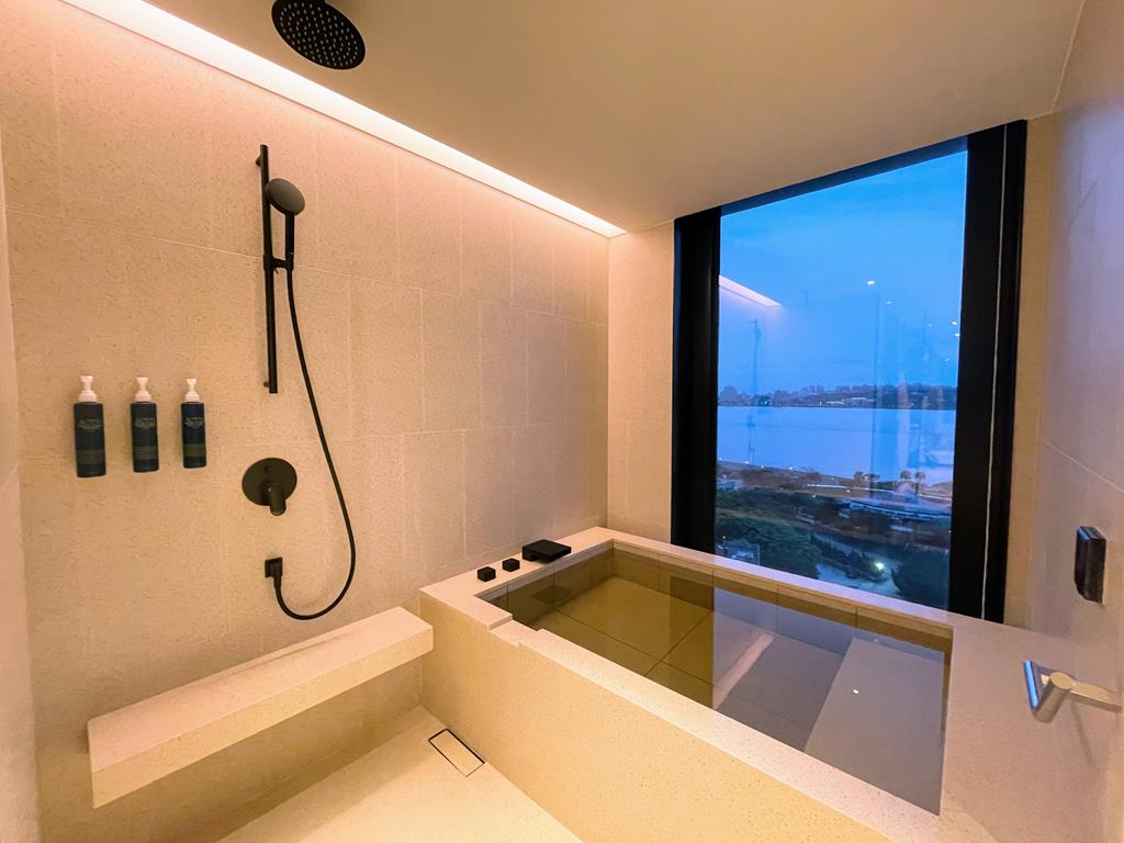 Room-of-Four-Points-by-Sheraton-Taipei-Bali