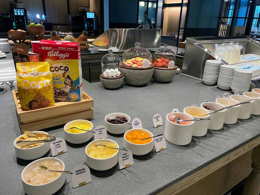 breakfast-of-Four-Points-by-Sheraton-Taipei-Bali