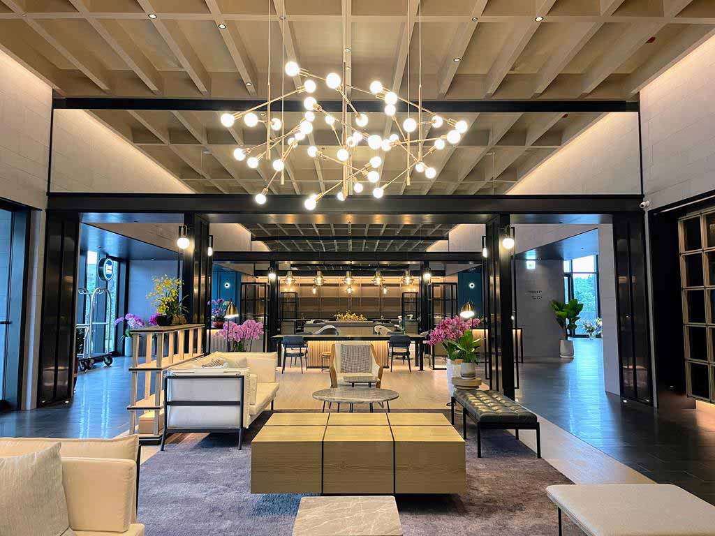 lobby-of-Four-Points-by-Sheraton-Taipei-Bali
