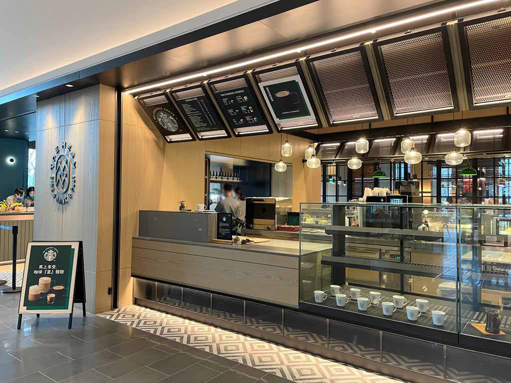 lobby-of-Four-Points-by-Sheraton-Taipei-Bali