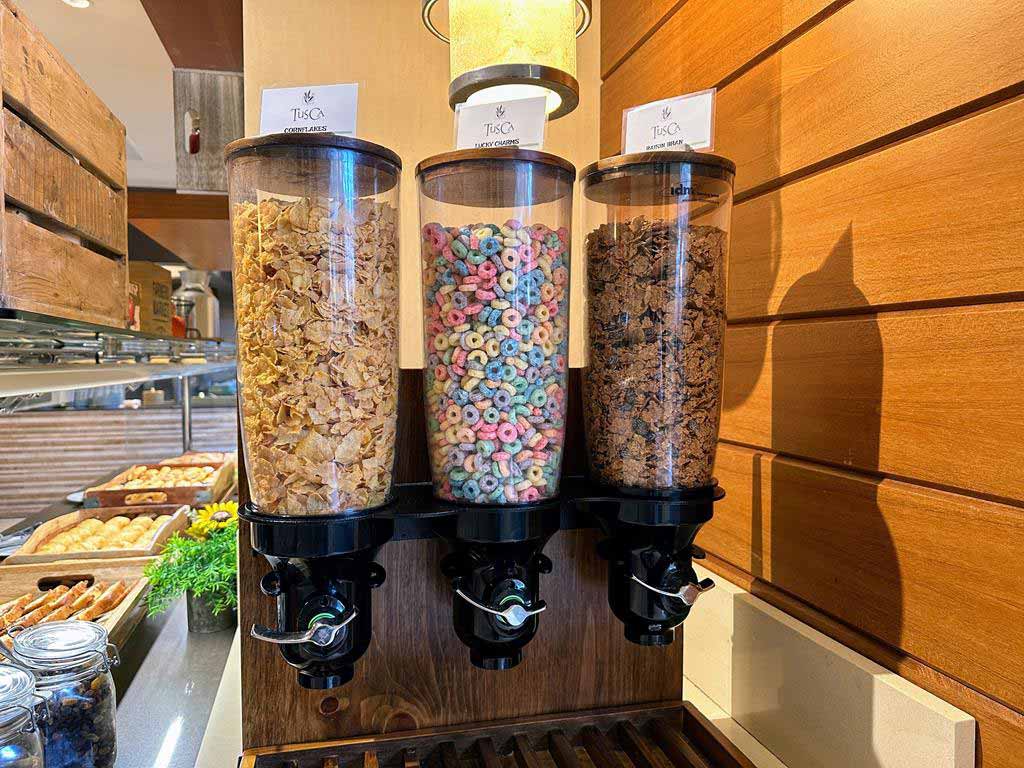 breakfast-of-Hyatt-Regency-Orange-County