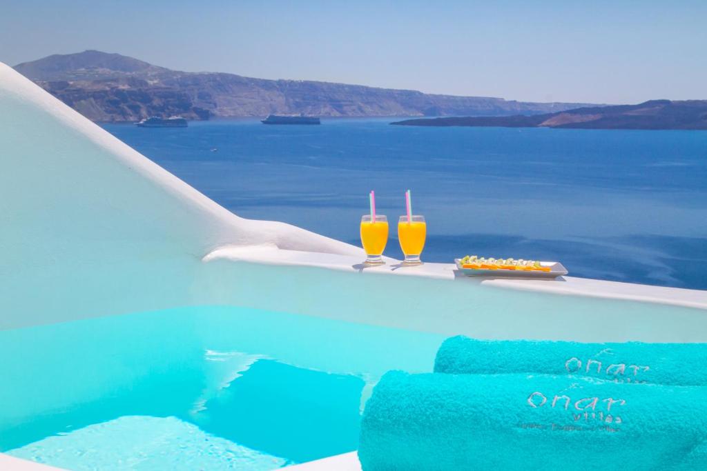 santorini oia hotels 