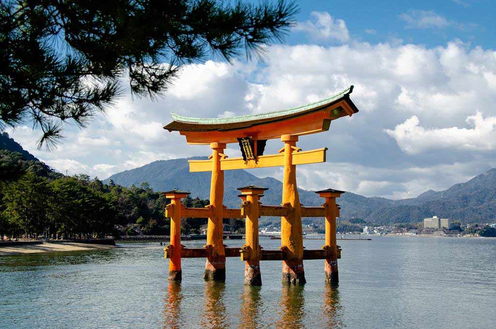 嚴島神社