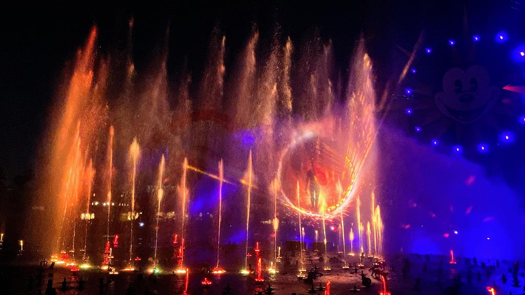 彩色世界水舞秀Disney100“World of Color – One”