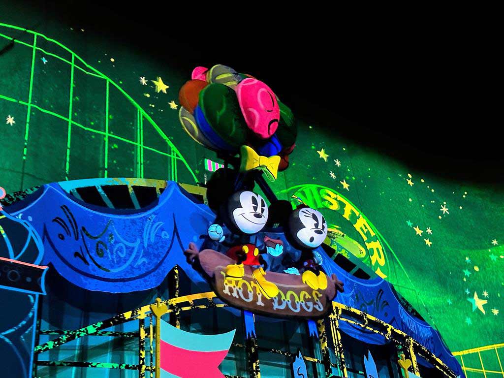 米奇和米妮的飛速鐵路-(Mickey-&-Minnie’s-Runaway-Railway)