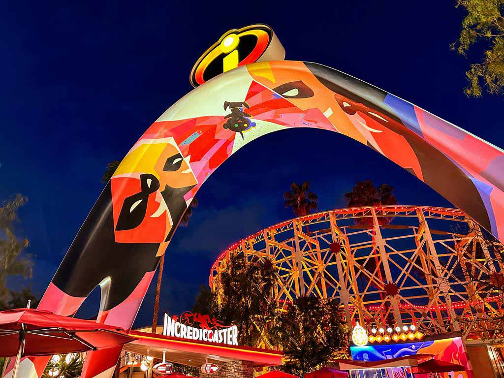 超人特攻雲霄飛車-(Incredicoaster)