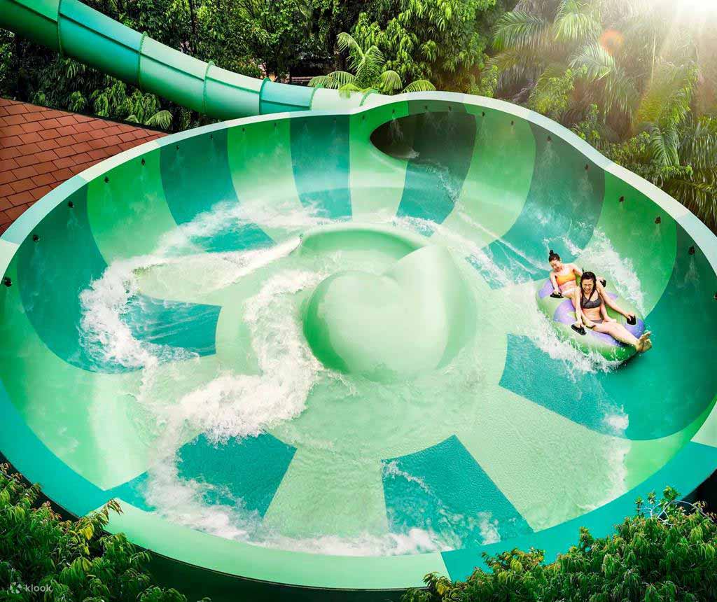 水上探險樂園