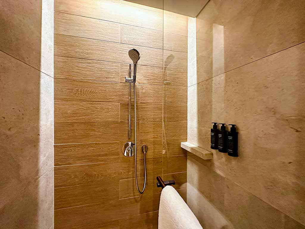 Room of Andaz Singapore