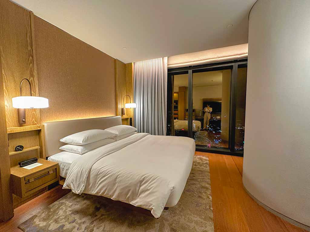 Room of Andaz Singapore