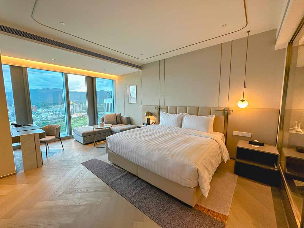 Room-of-Grand-HiLai-Taipei
