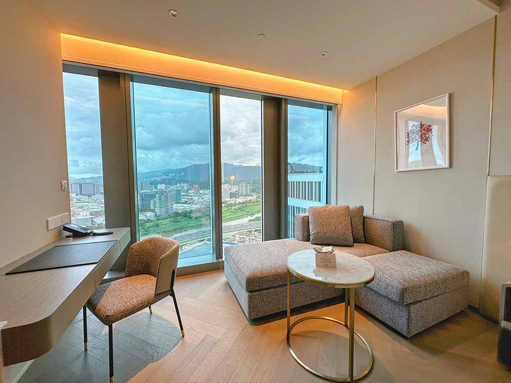 Room-of-Grand-HiLai-Taipei