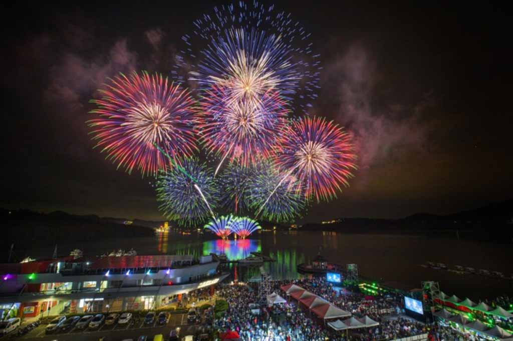 日月潭花火節