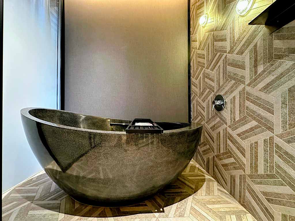 Room-of-Hotel-Indigo-Alishan